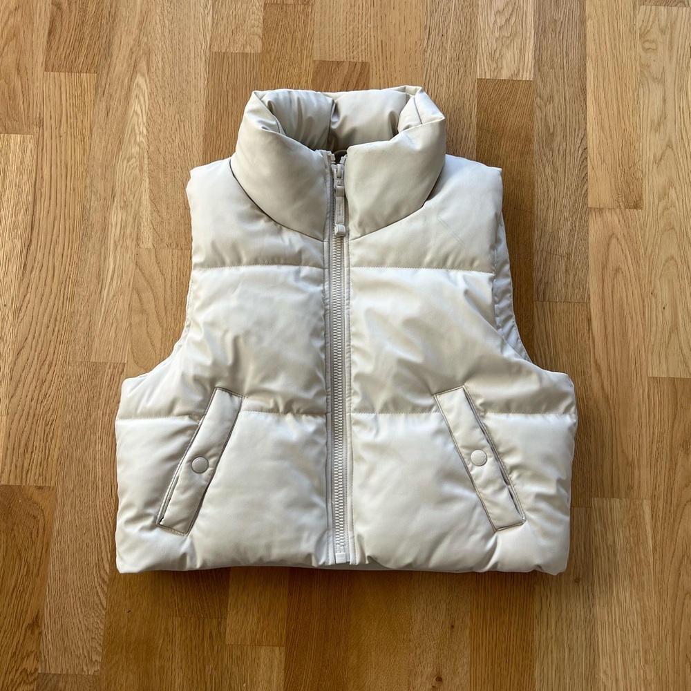 American Eagle Leather Cropped Puffer Vest - Size Small